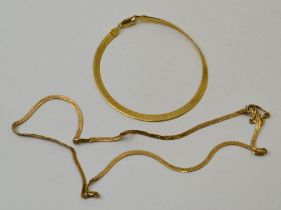 A 14k gold bracelet & a 14k gold necklace, combined weight 10g