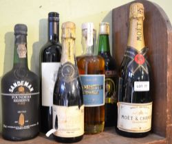 Sandeman Founders Reserve, 1 bottle Moet & Chandon Champagne, 1 bottle Champagne Damien, 1 bottle Br