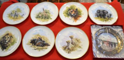 Seven Wedgwood 'David Shephard' Ltd Edn plates and a boxed Spode plate