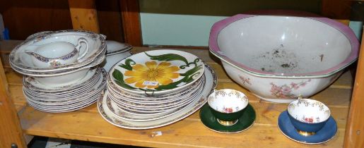 An Alfred Meakin "Needwood" pattern part dinner service, Wade plate and a wash bowl
