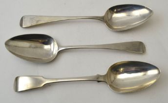 Thomas Wallis & Jonathan Hayne, a pair of silver table spoons, old English design, London 1813, toge