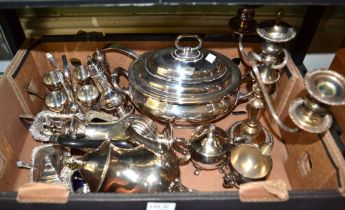 Box of mixed tableware silver plate