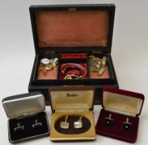 Jewellery box with chains, watches, cufflinks, etc