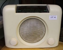 1950's 'Bush' cream bakelite cased radio receiver