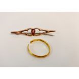 A gem stone bar brooch and a hallmarked 22ct wedding band ring(broken), approx. weight 3.9gms