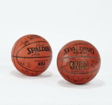 Palloni Spalding - 1996/1998 - Two Spalding basketballs with autographs attributed to the players of