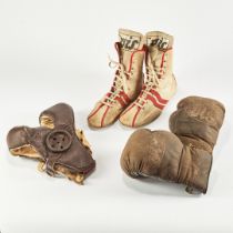 Nino Benvenuti - 1960/1971 - Boxing gloves, headgear, and Vis shoes attributed/used by Nino