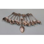 A quantity of silver spoons, 8.7oz