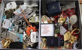 A large quantity of costume jewellery, in two trays