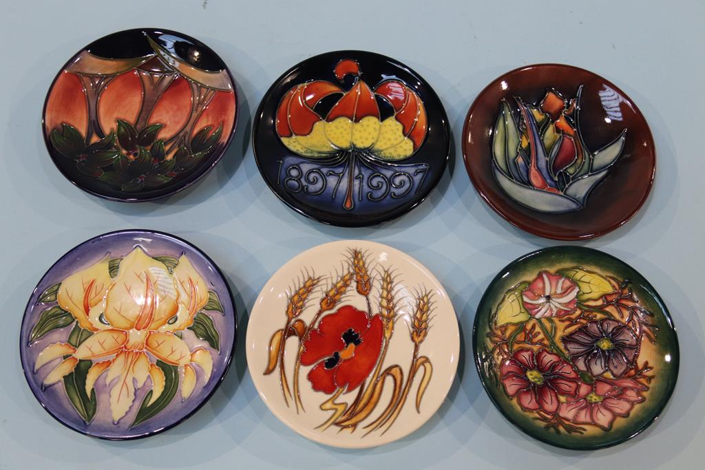 Six modern Moorcroft pin dishes - Image 2 of 2