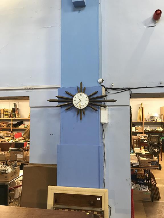 A Metamec Sunburst wall clock - Image 2 of 2