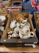 Quantity of Royal Albert Old Country Roses china etc.
