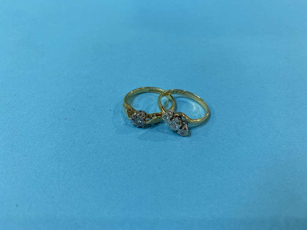 Two 18ct gold and diamond rings, 4.9g