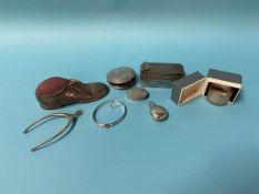 Assorted silver including a pin cushion, travelling inkwell etc.
