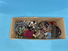 A collection of costume jewellery