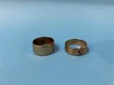Two 9ct gold rings, 12.4g