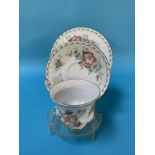 A quantity of Royal Albert 'Constance' china