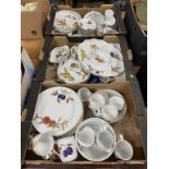 A quantity of Royal Worcester 'Evesham'