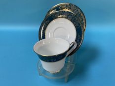 A Royal Doulton 'Carlyle' tea, coffee and dinner service