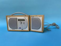 A Roberts Evoke-1 radio and speaker