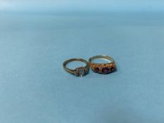 Two 9ct gold dress rings, total weight 4.4g