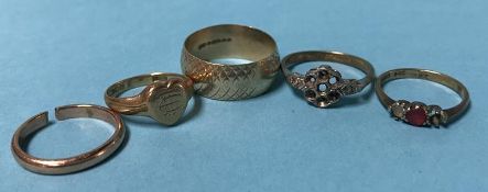 Various 9ct gold rings, 12.5 grams