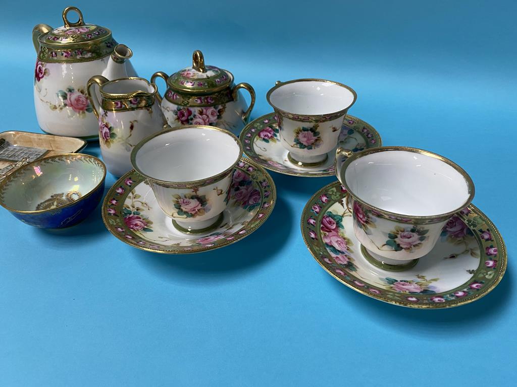 A Noritake tea service, decorated with roses, a small Wedgwood lustreware circular bowl, pattern - Image 4 of 5