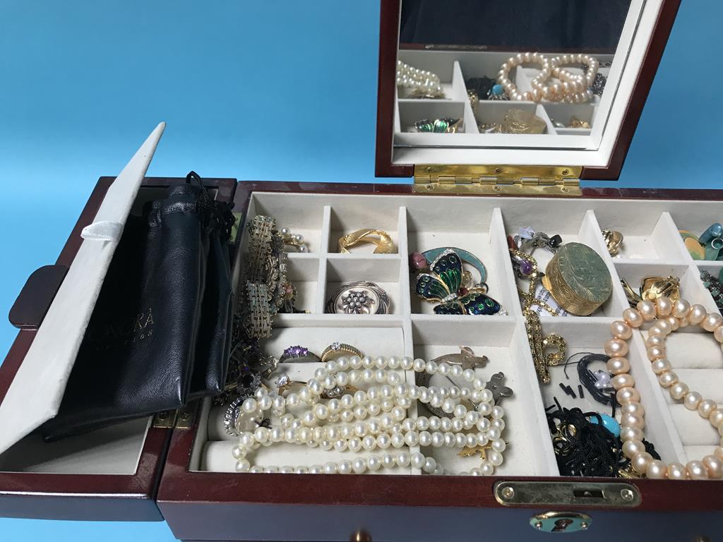 A jewellery box and contents - Image 3 of 3