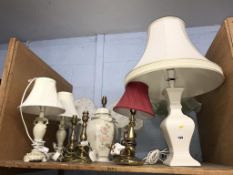 Quantity of table lamps