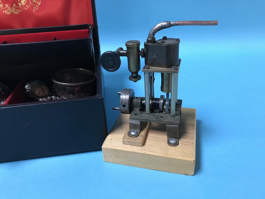 A jewellery box and contents and a model engine - Image 3 of 3