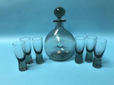 A Holmegaard Kastrup decanter and six liquor glasses