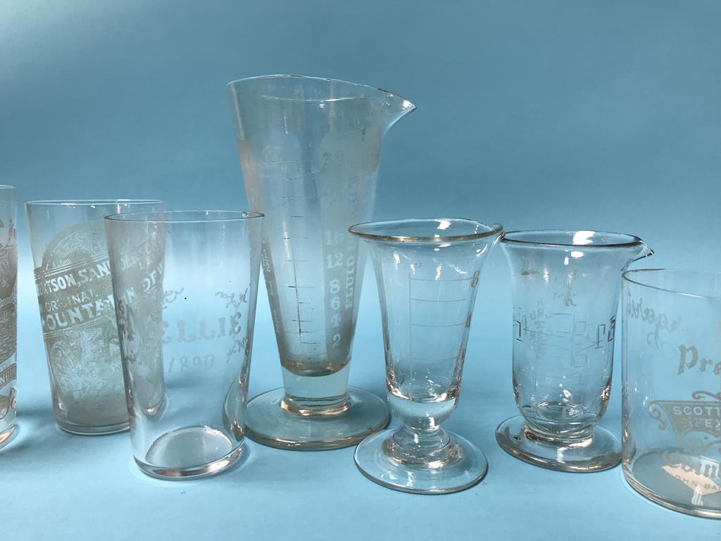 Collection of etched glassware to include; 'Edinburgh International Exhibition 1890', 'A Present - Bild 3 aus 4