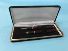 A Watermans pen set