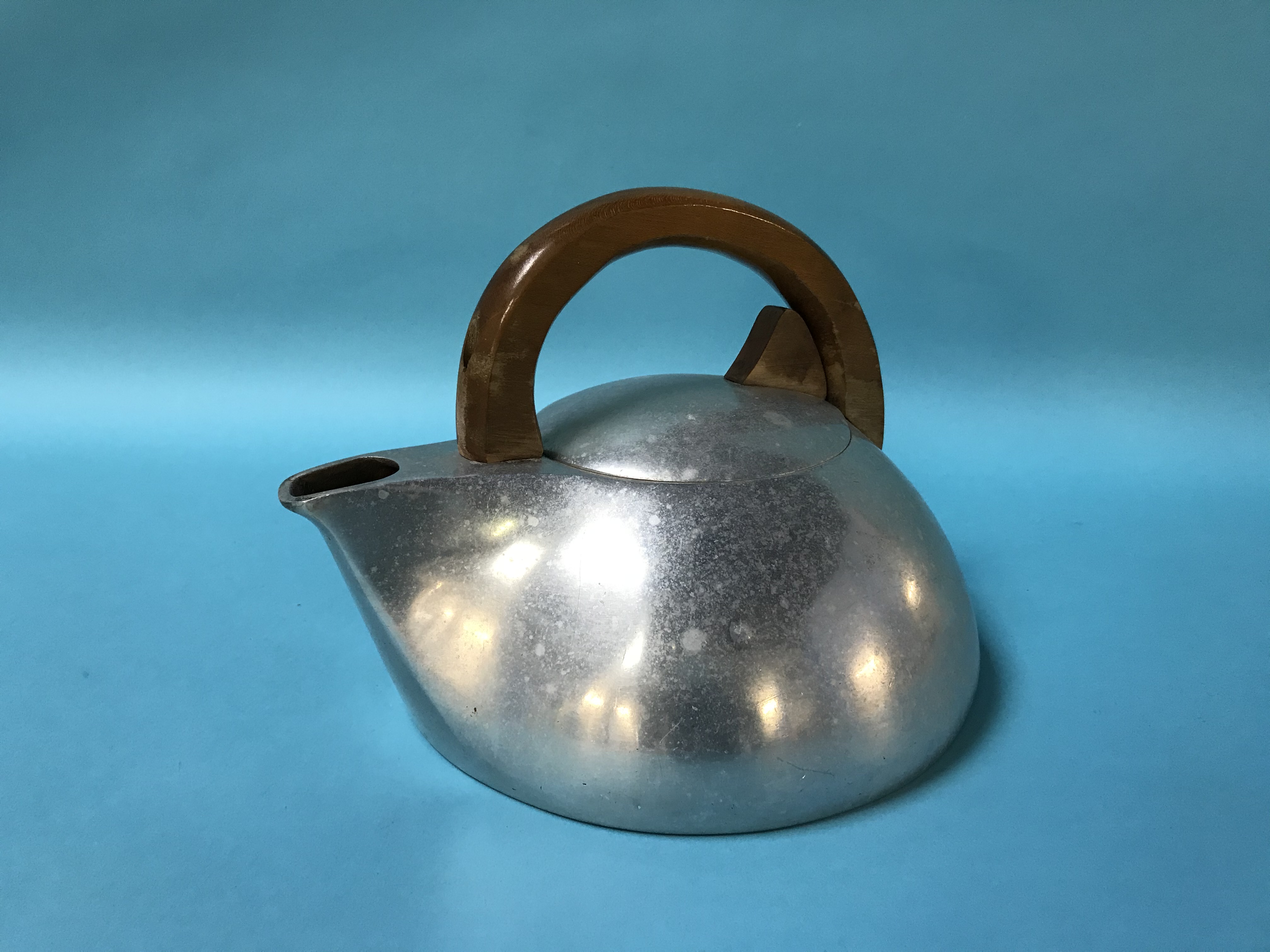 A Picquot ware kettle