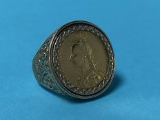 A sovereign ring, dated 1888, 17.8 grams