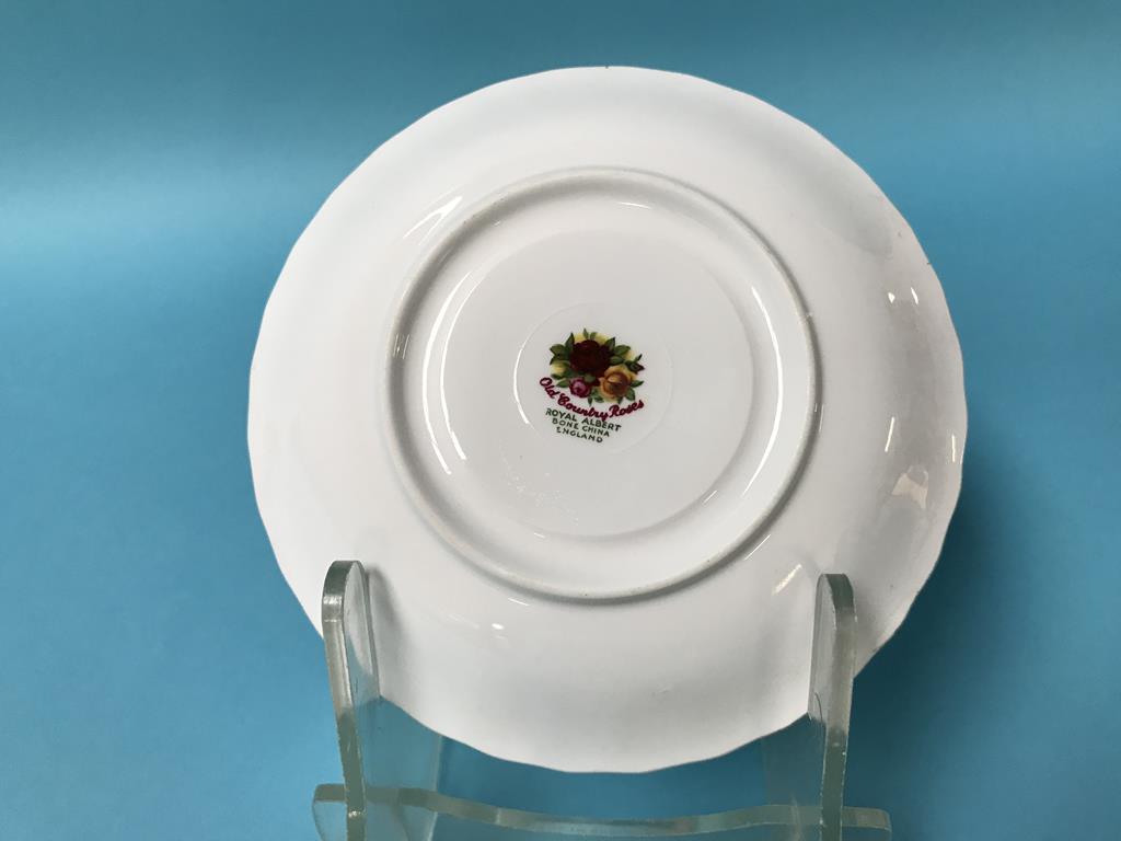 A large quantity of Royal Albert Old Country Roses china - Image 2 of 3