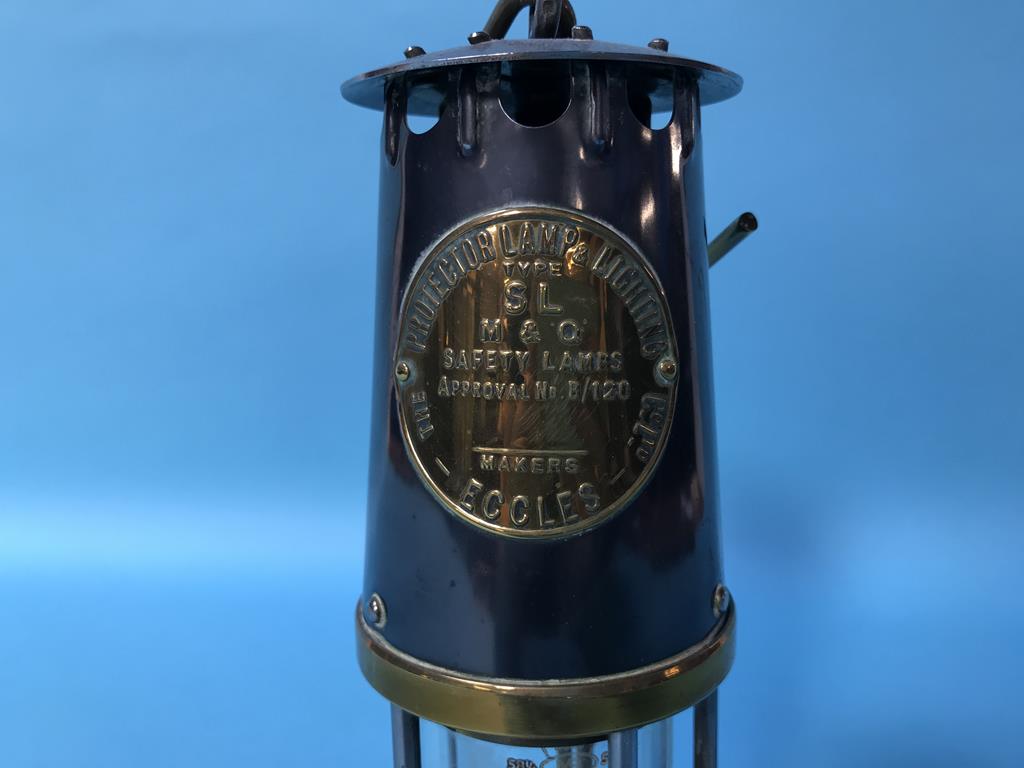 An Eccles miners lamp - Image 2 of 3