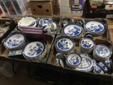 Quantity of 'Booths' real old Willow china