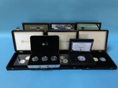 Collection of proof and commemorative silver coins etc.