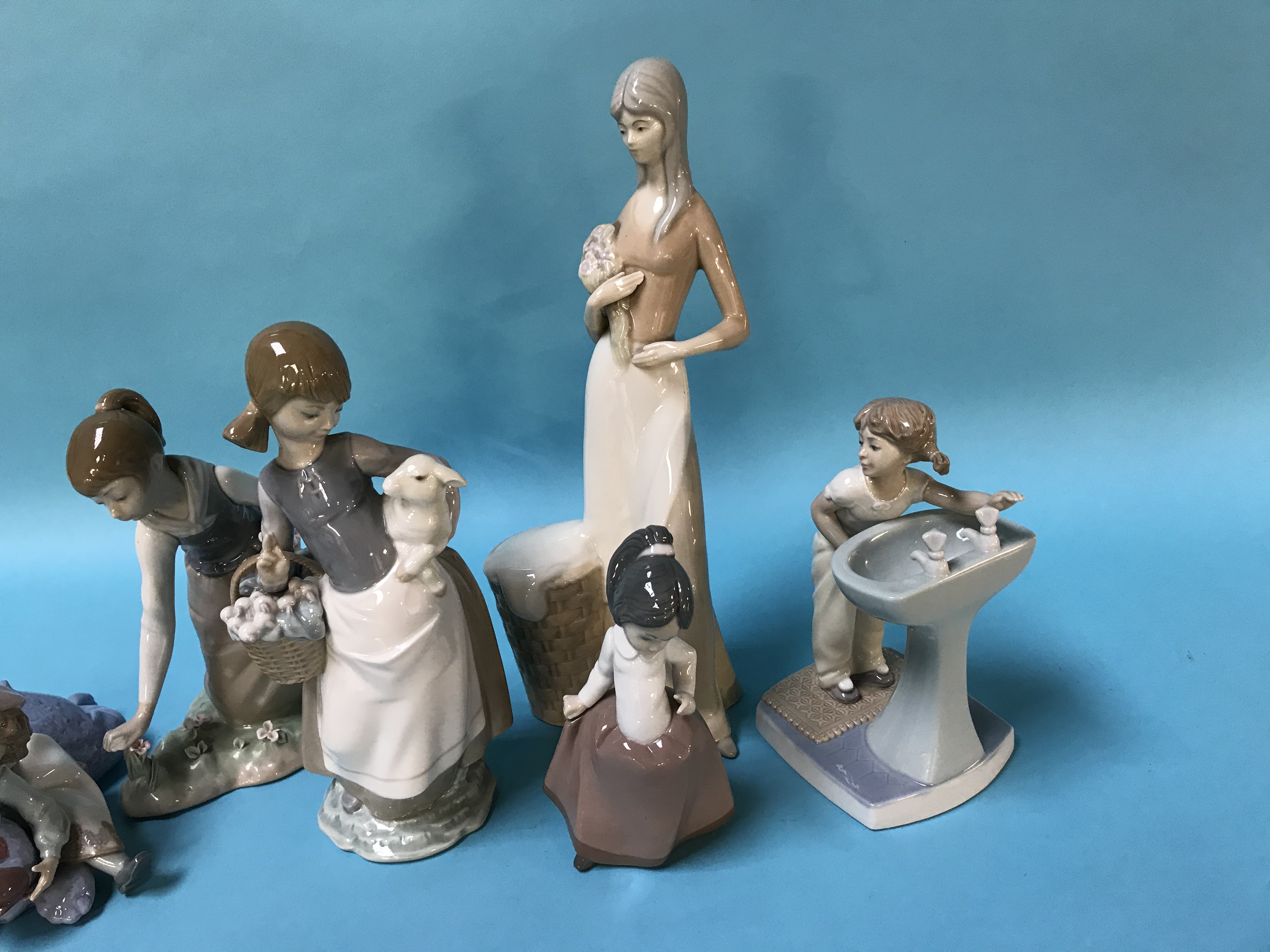 Four Lladro figures and two others - Image 3 of 3