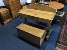 A pine blanket box and a pine single drawer side table, W 100cm