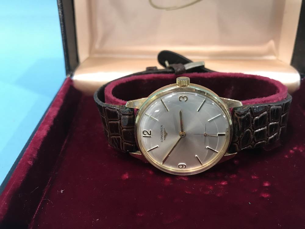 A gents 9ct gold Longines wristwatch, with box - Image 2 of 3