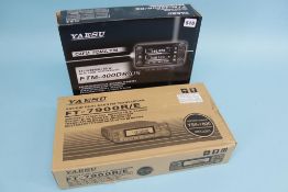 A boxed Yaesu FT - 7900 R/E transceiver and a boxed Yaesu FTM - 400 DR/DE transceiver (2)