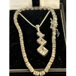 Silver necklace & bracelet set boxed