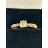 9ct Gold ring set with diamonds Weight 2.4g Size Q