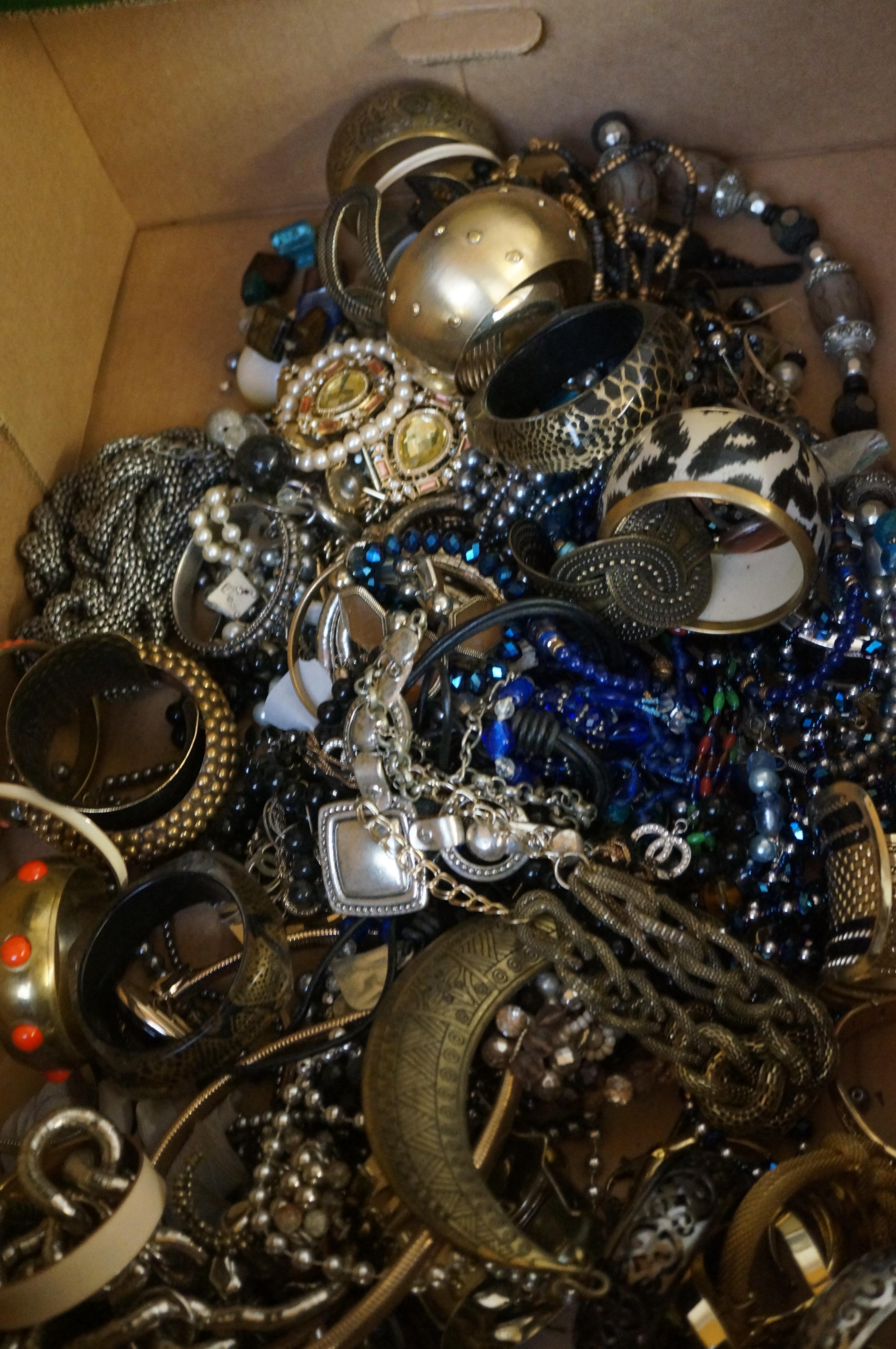 Large collection of costume jewellery