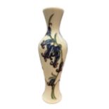 Moorcroft vase dated 2009 - 21cm