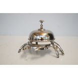 Service bell in the form of a crab