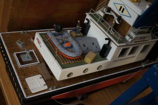 Radio controlled modelled boat - untested