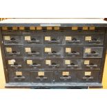 Very good quality vintage carpenters chest with 24